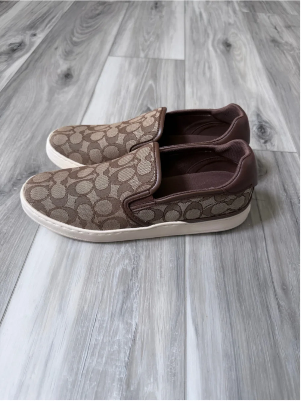 Coach Wells C4393 Signature Jacquard Slip On Sneakers Khaki Saddle Women’s 9